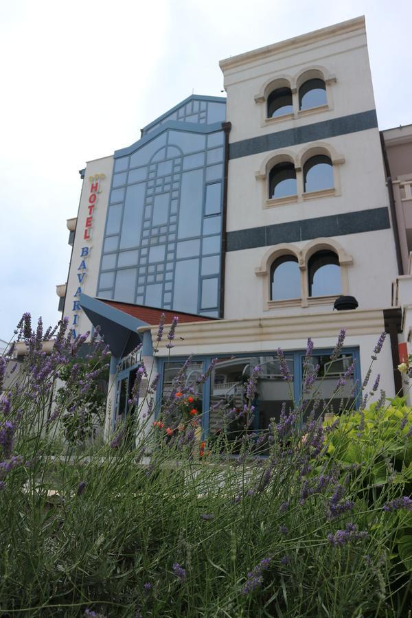 Hotel Bavaria Trogir Seget Donji ภายนอก รูปภาพ