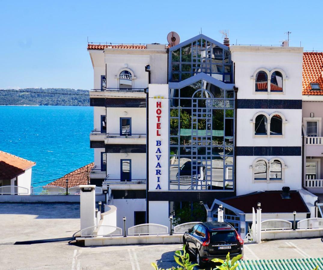 Hotel Bavaria Trogir Seget Donji ภายนอก รูปภาพ
